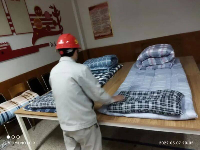三胺事业部：“疫线”担当 党员冲在第一线
